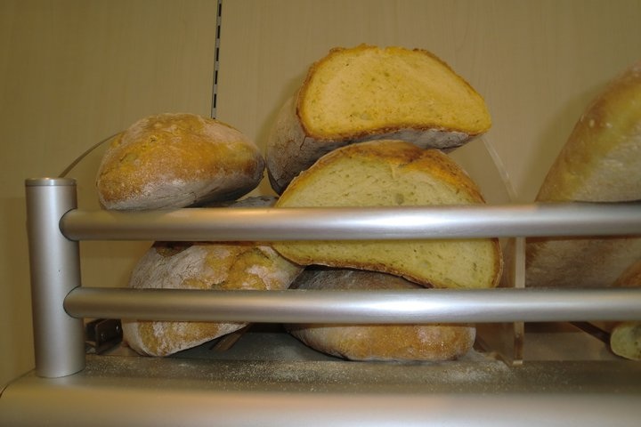 PANE COTTO NEL FORNO A LEGNA - L'Oca Golosa